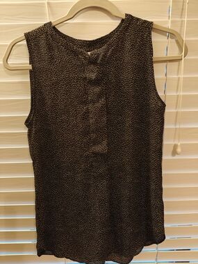 LOFT Black Sleeveless Dotted Shell